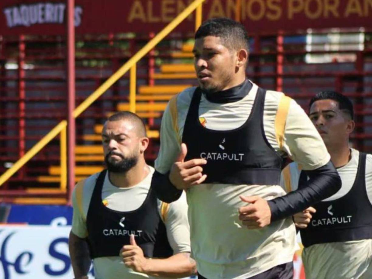 El yoreño Getsel Montes, tal parece, no es del gusto del técnico de la escuadra nacional.