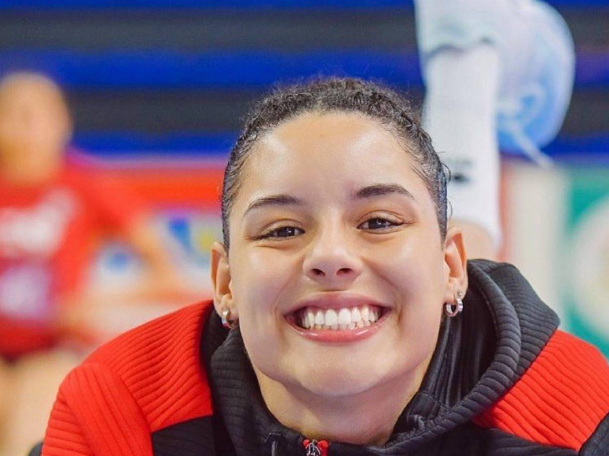 A primera hora de la mañana, la jugadora del Nilüfer Belediyespor de Turquía se ausentó del entrenamiento y esto causó una gran extrañeza en los miembros del equipo que acudieron a su habitación en la casa club de Belediyespor donde la hallaron muerta