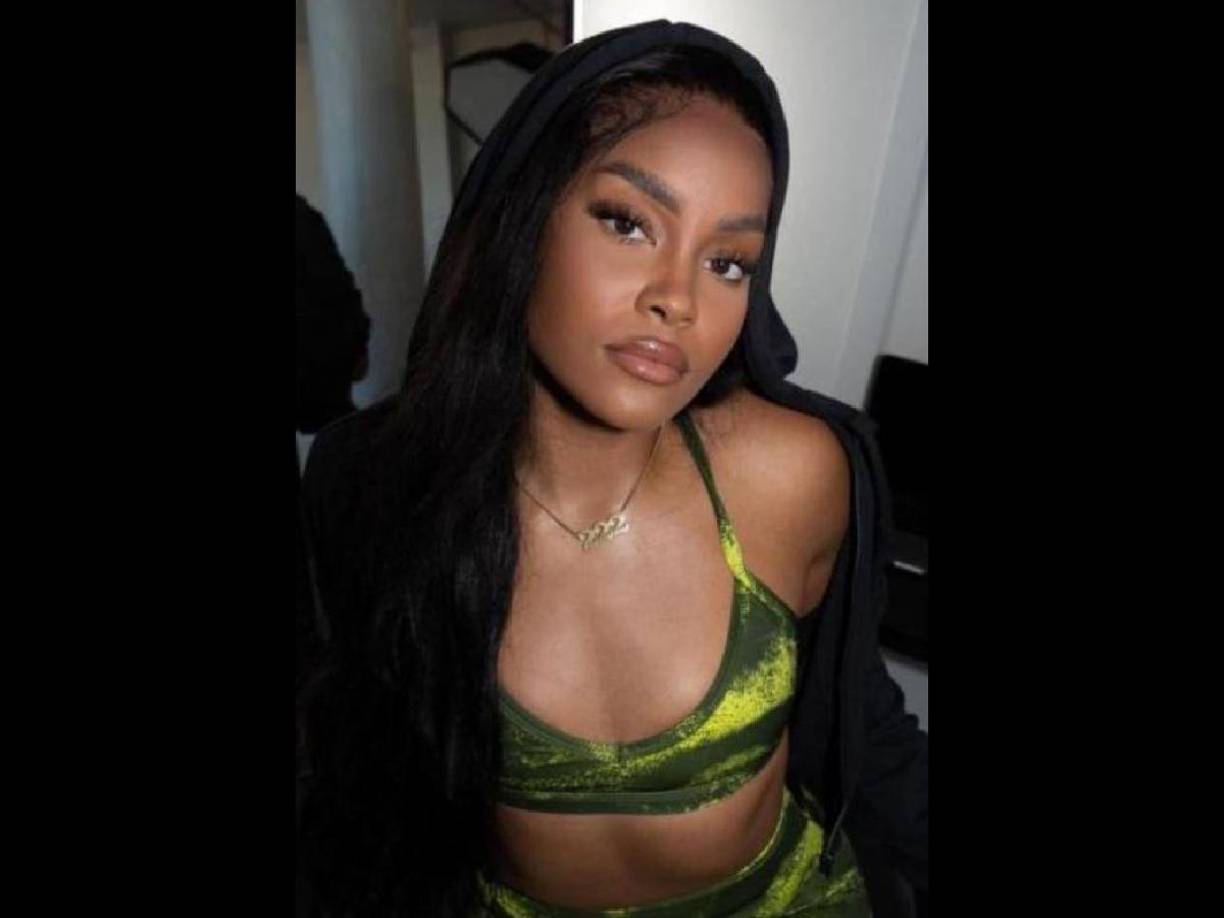 La joven ha recibido elogios por parte de una fuente al citado medio y es conocida por tener gran presencia en redes sociales.