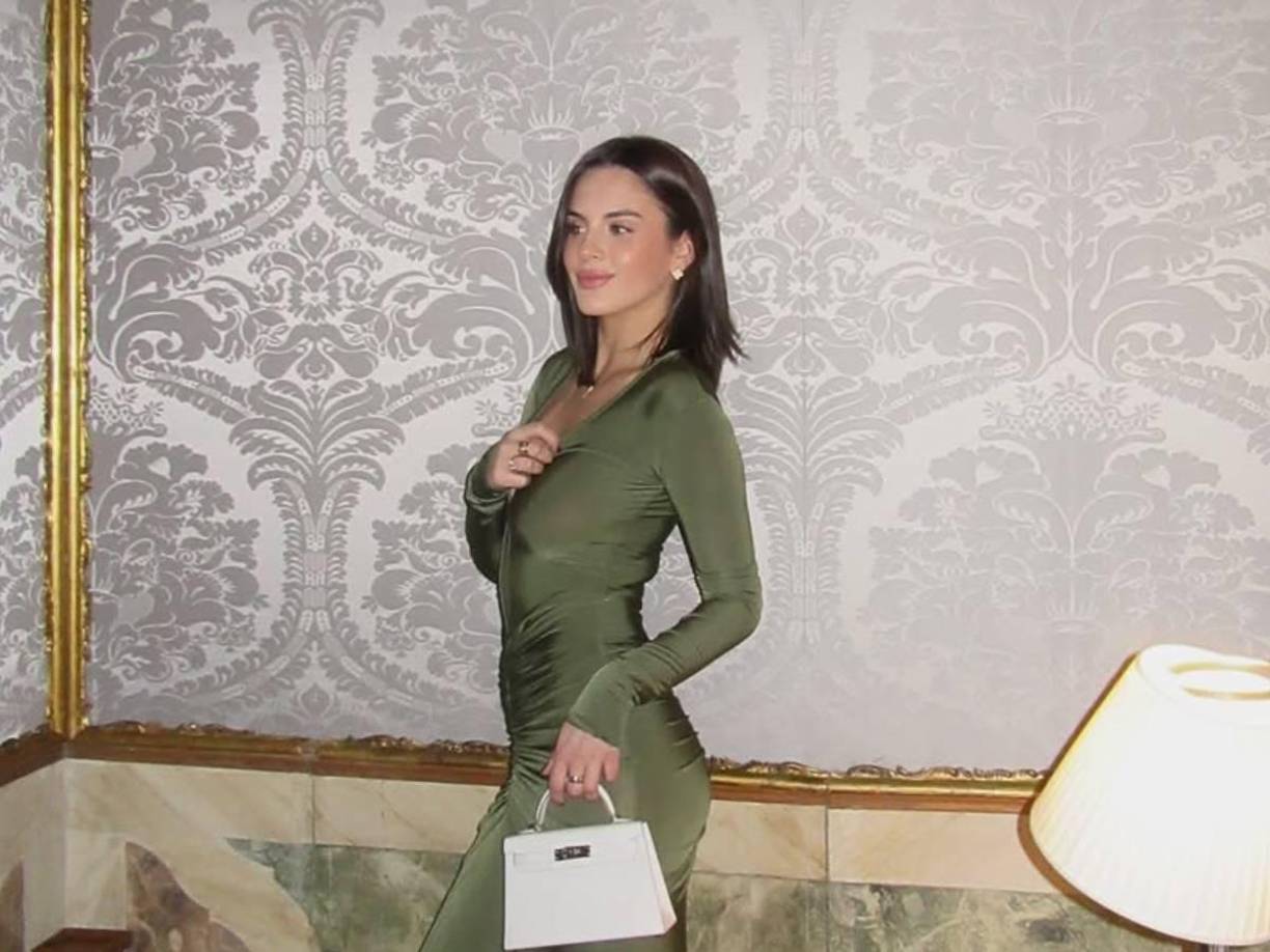 30 años después de empezar su historia de amor, Pep Guardiola y Cristina Serra han decidido poner punto y final a su relación, una de las más largas y estables a nivel mediático y futbolístico. Una noticia que desvelaron las Mamarazzis.