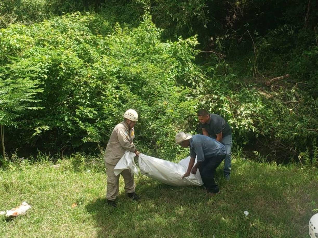 Los fallecidos fueron identificados como Carlos Sánchez Carías (33) y José de Jesús Cruz (53). 