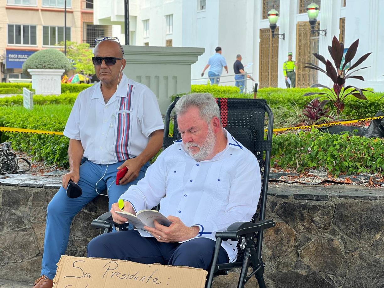 “Ikigai: Los secretos de Japón para una vida larga y feliz” es un libro escrito por Héctor García y Francesc Miralles. 