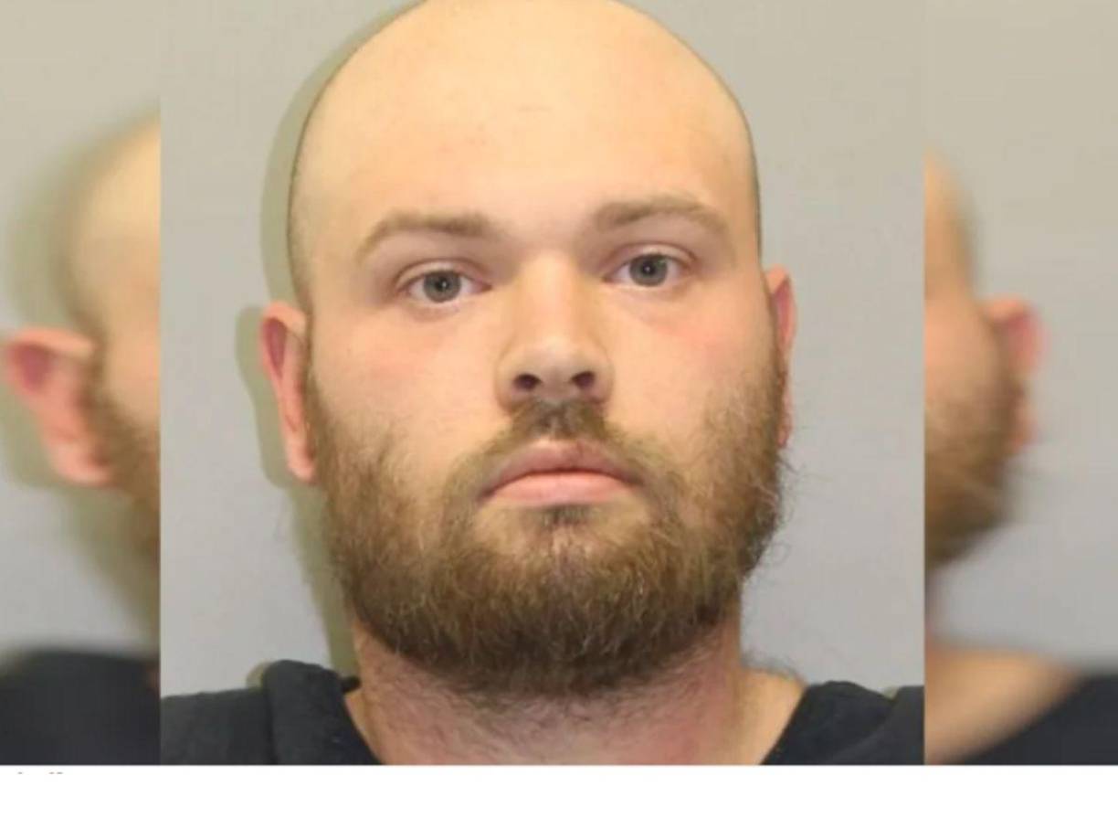 La Policía informó que desde un principio supieron que Tanner estuvo en la casa de Athena y por eso coordinaron su seguimiento y posterior arresto.