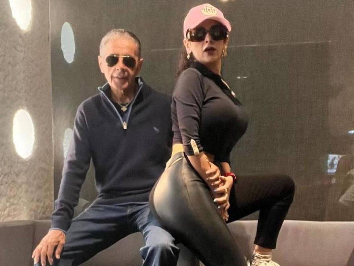 La comunicadora en sus redes se describe como una buena madre y esposa.