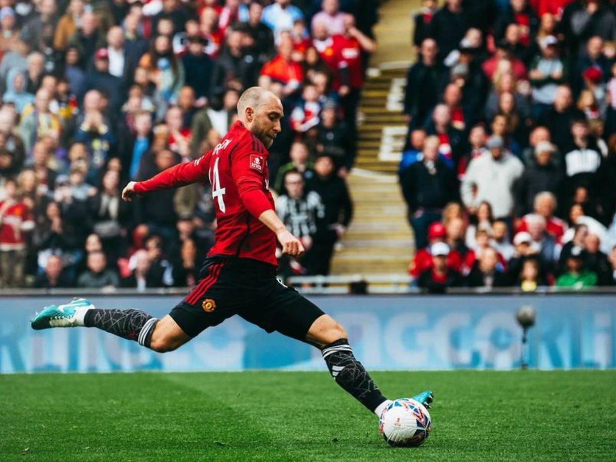 Christian Eriksen: El volante danés ha sido vinculado al fútbol de Arabia Saudita por lo que podría dejar las filas del Manchester United de cara a la próxima campaña.