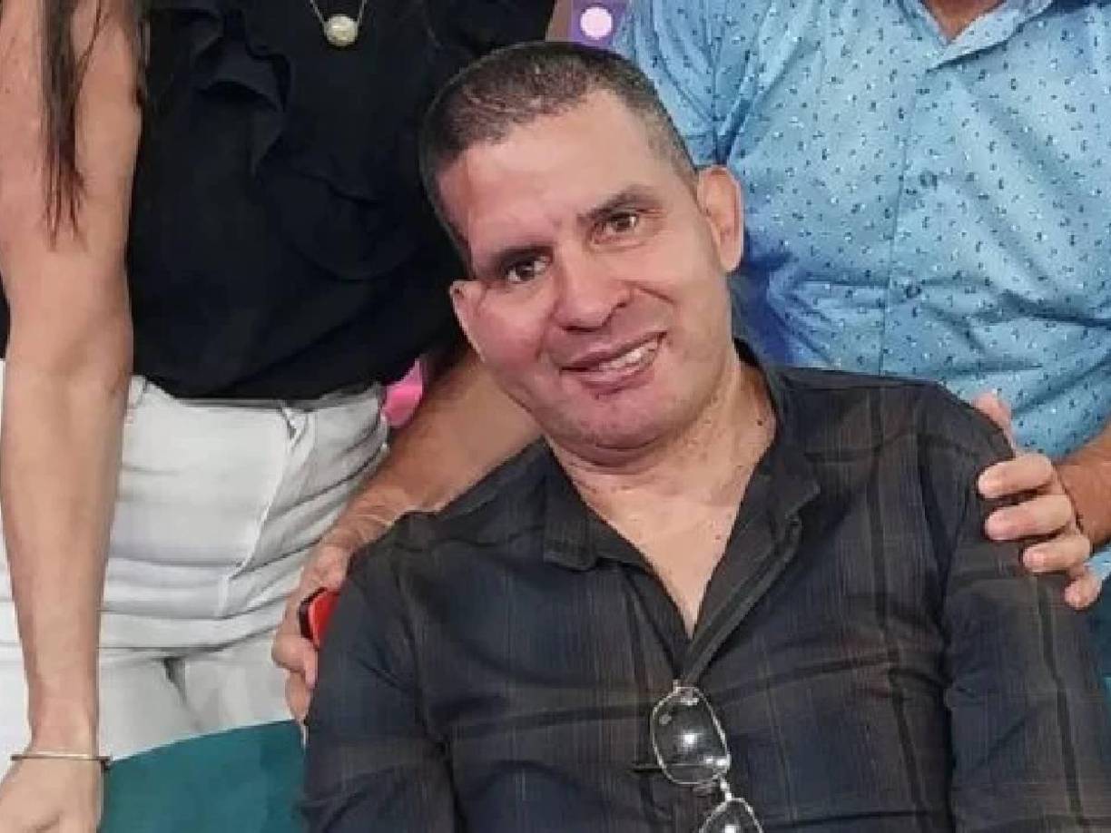 “Fernando Cáceres es un asesino”; “quiero denunciar un femicidio”, exclamó un hermano de Candia, ante los medios apostados en el lugar del accidente, a quienes contó que “hay testigos” de que el jugador vivía “maltratándola”, la “hostigaba siempre”, le “daba mucho alcohol” y “la tenía amenazada” y que los vecinos escucharon un “griterío” la noche que murió.