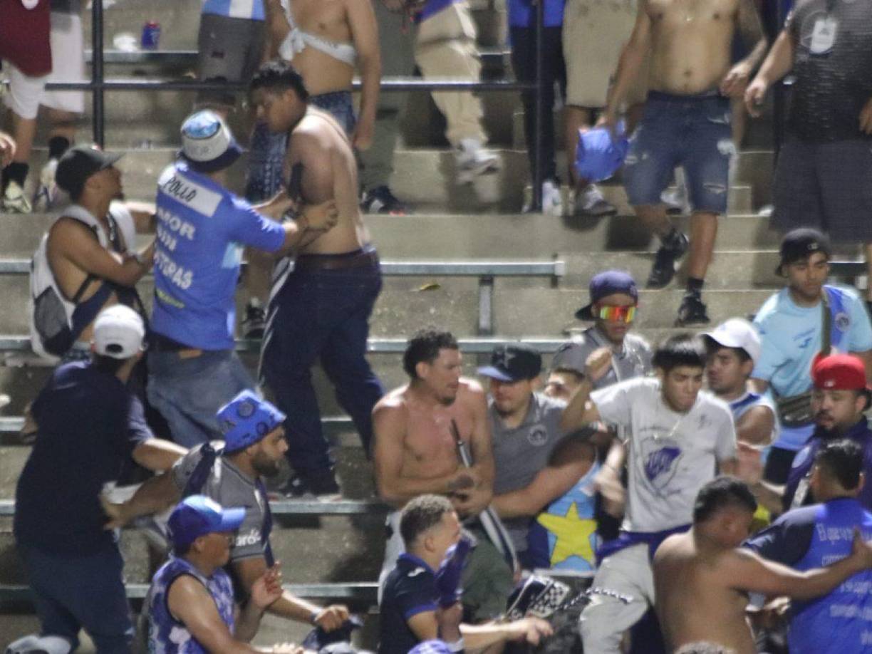 Sorprendentemente, no eran aficionados rivales lo que se peleaban, sino simpantizantes del mismo equipo.