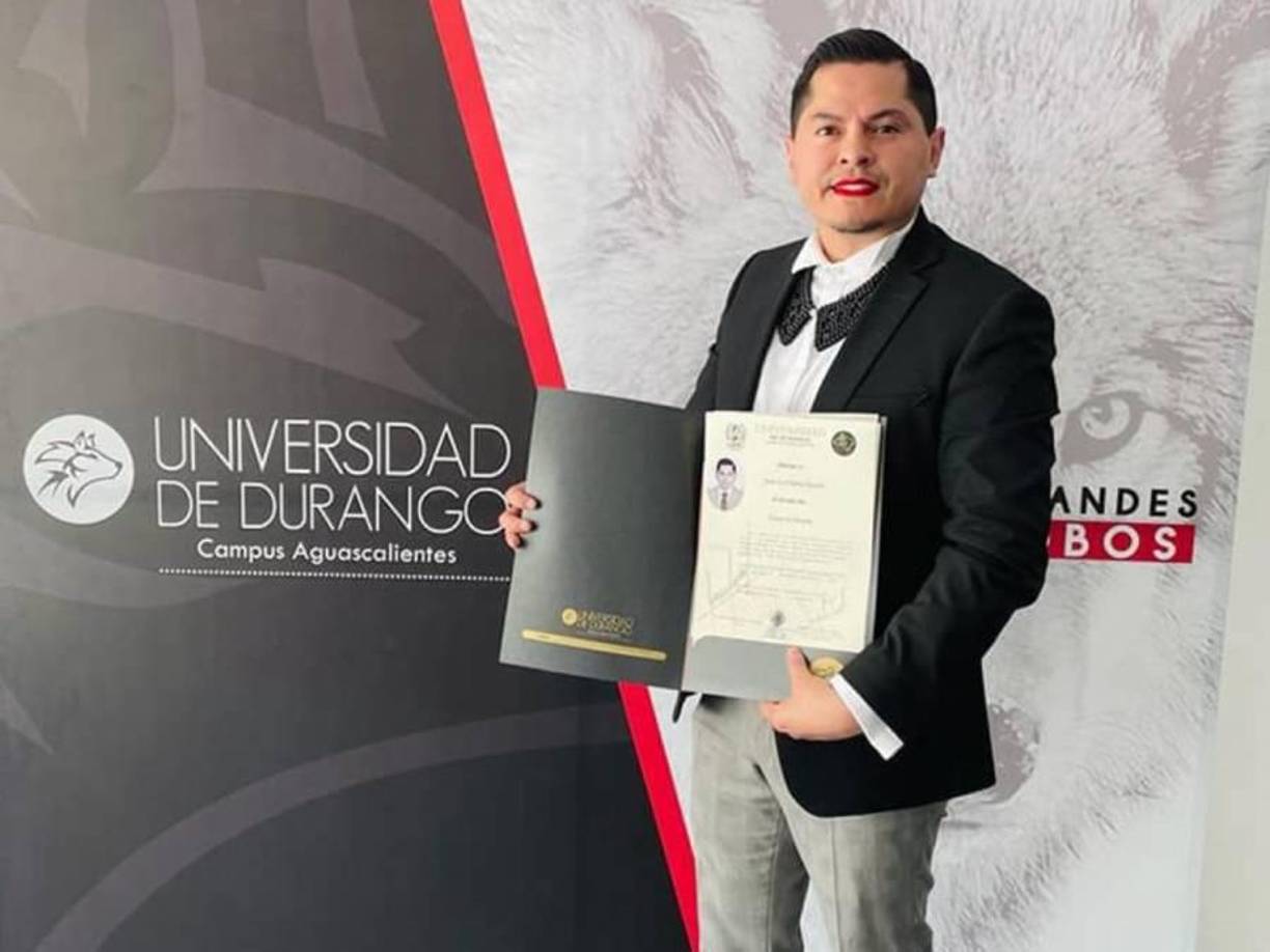 “Tenemos muchos años de ver casos en que hay violencia en contra de todas las disidencias sexuales, lesbianas, gays, bisexuales, trans, travesti, transgénero, intersexuales, personas no binarias y estamos cansados, cansadas, cansades de que<b> las Fiscalías adelanten resultados sin garantizar investigaciones serias</b>, que se adelante esa información en medios de comunicación. Queremos que la Fiscalía sea imparcial, que haga una investigación a fondo que no descarte ninguna línea de investigación y que se ciña al protocolo en cuanto a casos que involucren a la diversidad sexual”, compartió para<i> Infobae México</i> Ricardo Hernández, participante de la manifestación.