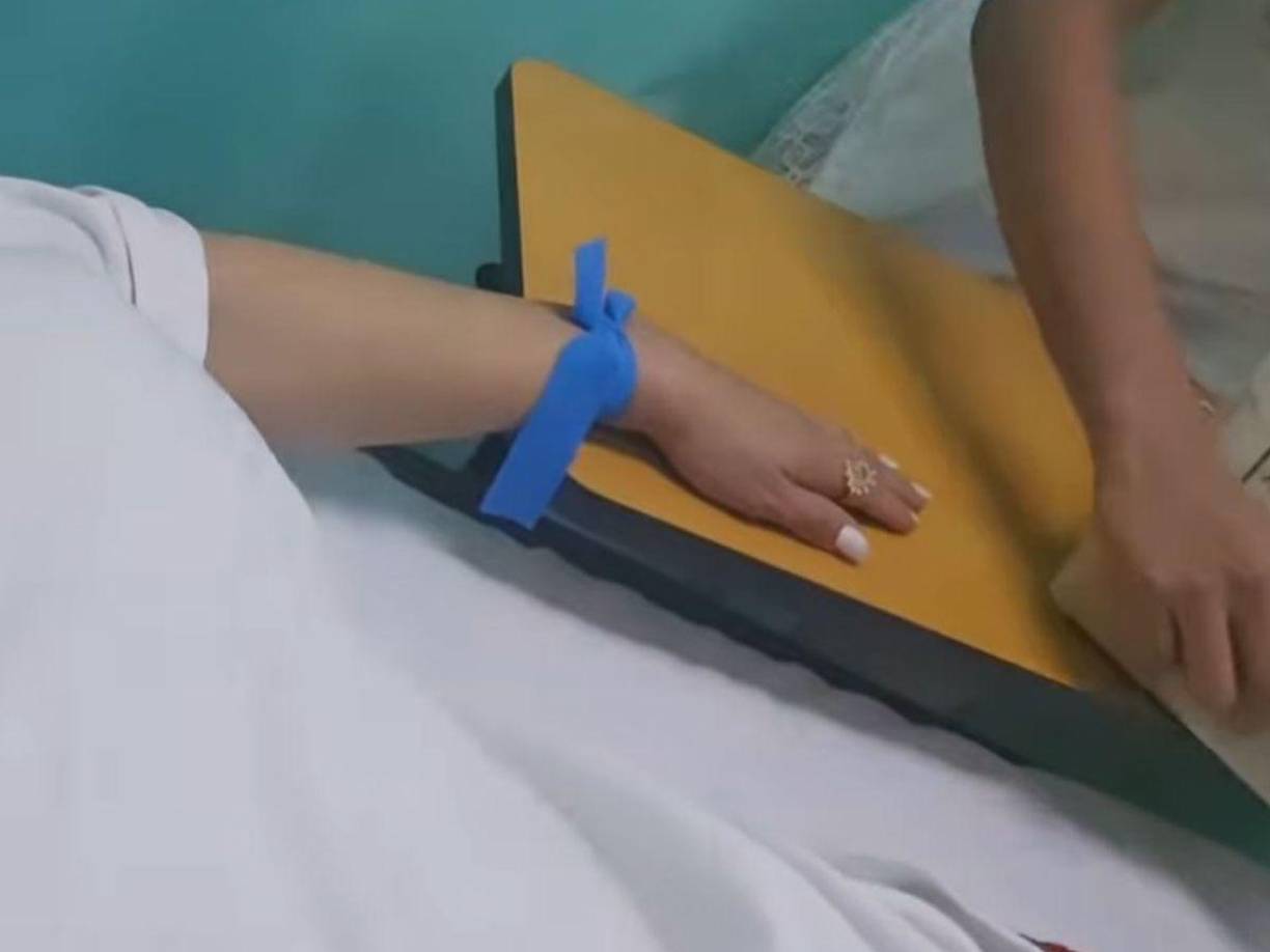 Mediante sus historias de Instagram, la presentadora de televisión mostró que se sometió a varios análisis para descartar otras enfermedades.