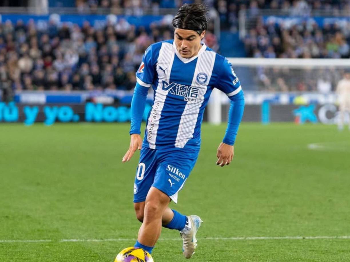  Según informa César Luis Merlo, el argentino Luka Romero jugará en el Cruz Azul. Llega procedente del Deportivo Alavés.