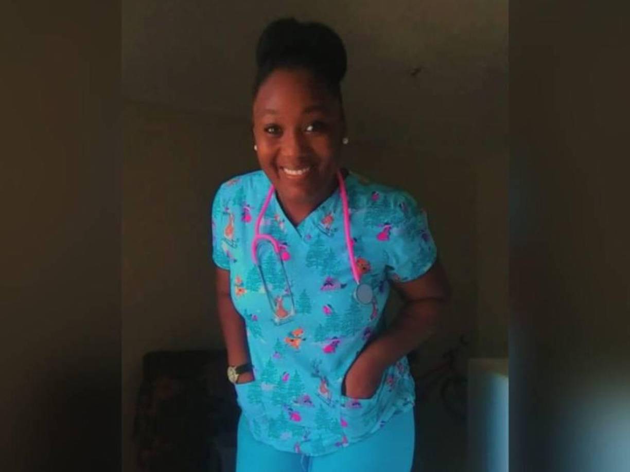 “Qué tristeza, mis más sinceras condolencias para Aurelio Martínez y todos los de más familia.” “Que en paz descanse, vecina”. “Tan hermosa y llena de vida”. “Qué horror, un país con tanta inseguridad, hasta donde irá a llegar... Qué tristeza, una chica llena de vida”, agregaron otros internautas.