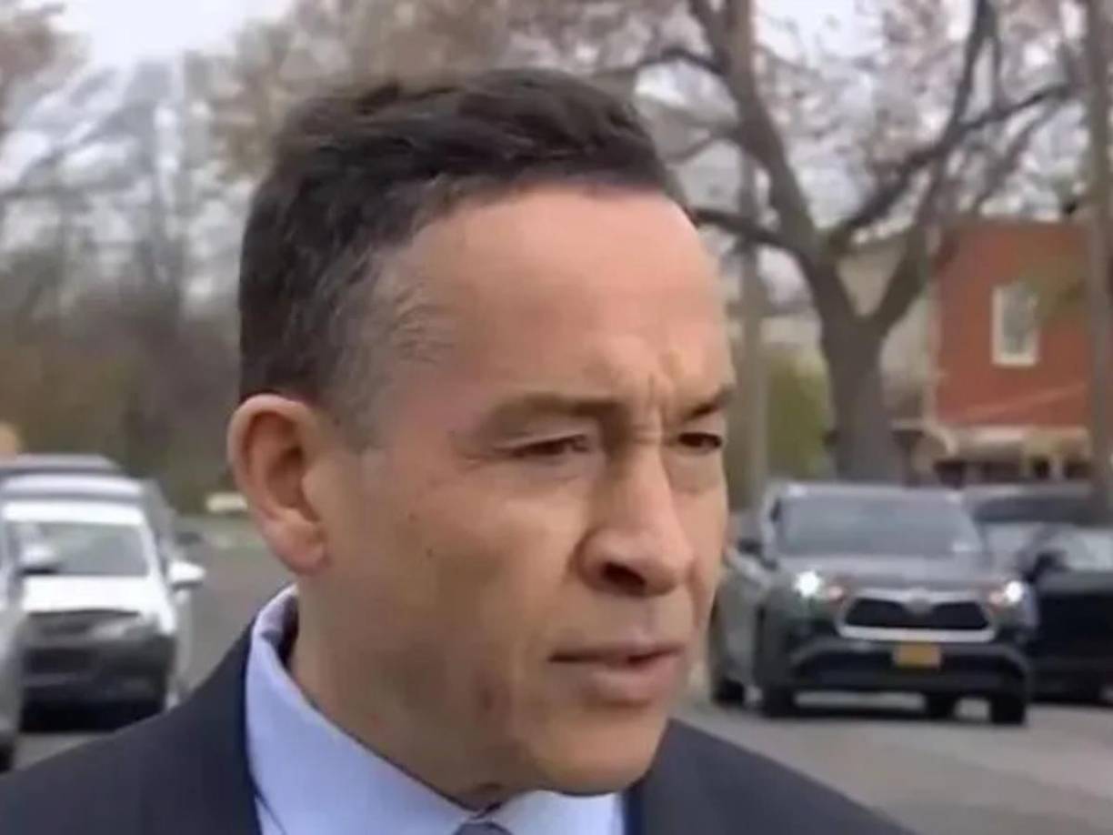 Pese a que Juan Orlando había pedido el cambio de abogado porque Colon estaba enfermo, el letrado dice estar bien de salud.