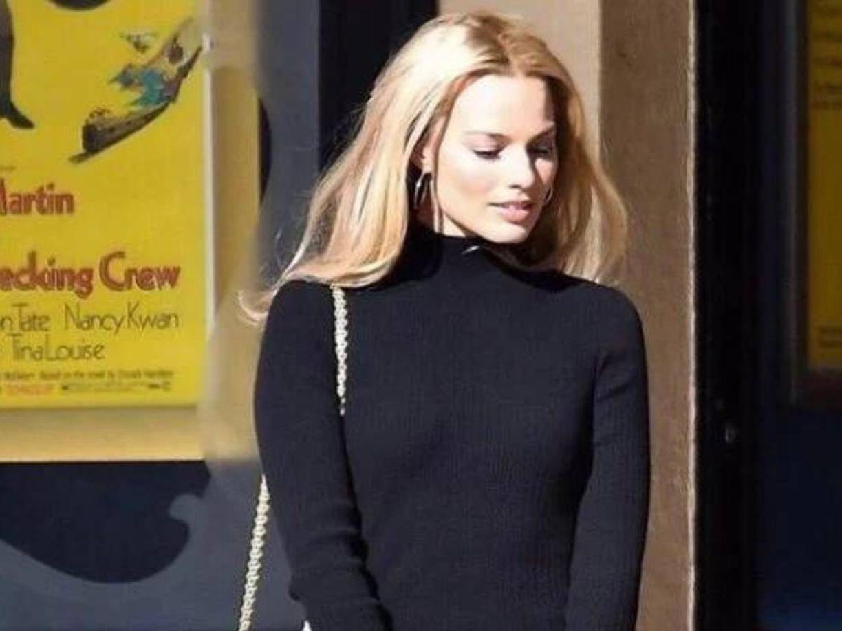 ÉRASE UNA VEZ EN... HOLLYWOOD: Siguiendo con las mejores películas protagonizadas por Margot Robbie tenemos Érase una vez en... Hollywood, cinta dirigida por Quentin Tarantino en la que la actriz compartió protagonismo con Leonardo DiCaprio y Brad Pitt.