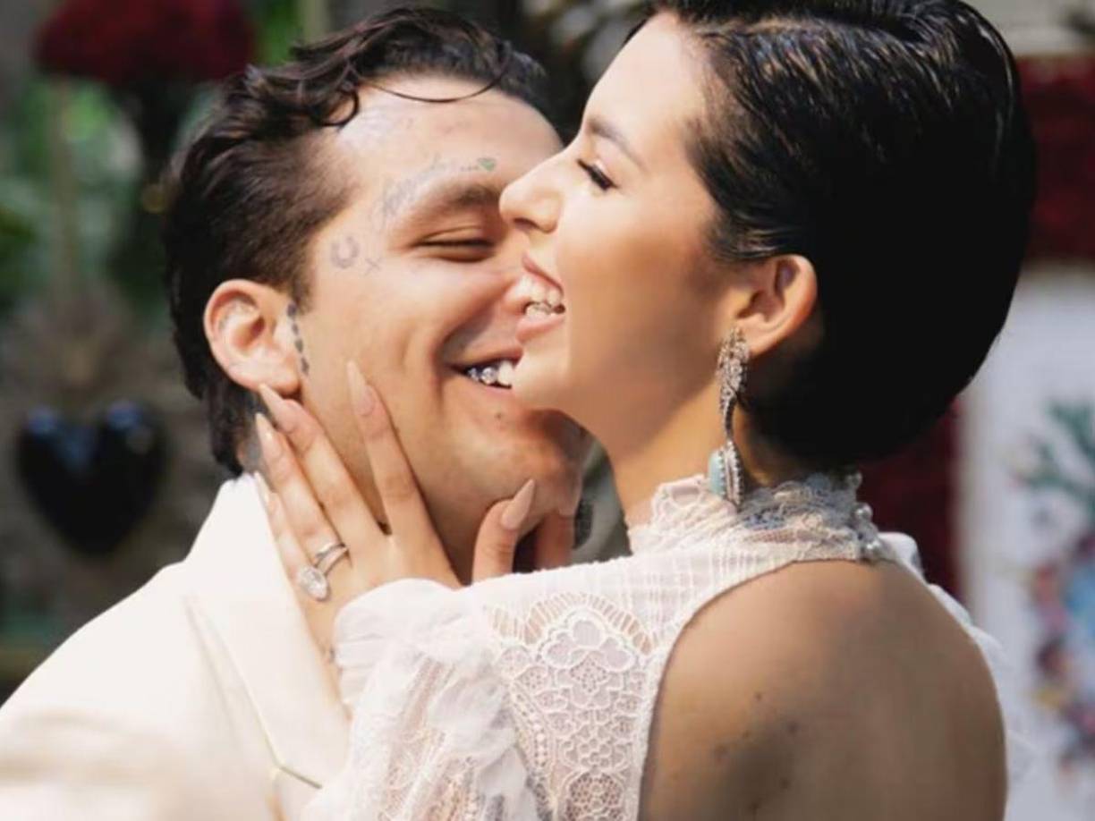 Hace exactamente tres semanas, el mundo del espectáculo se paralizó con la noticia de que Christian Nodal y Ángela Aguilar habían tomado la decisión de casarse, teniendo apenas dos meses de relación.