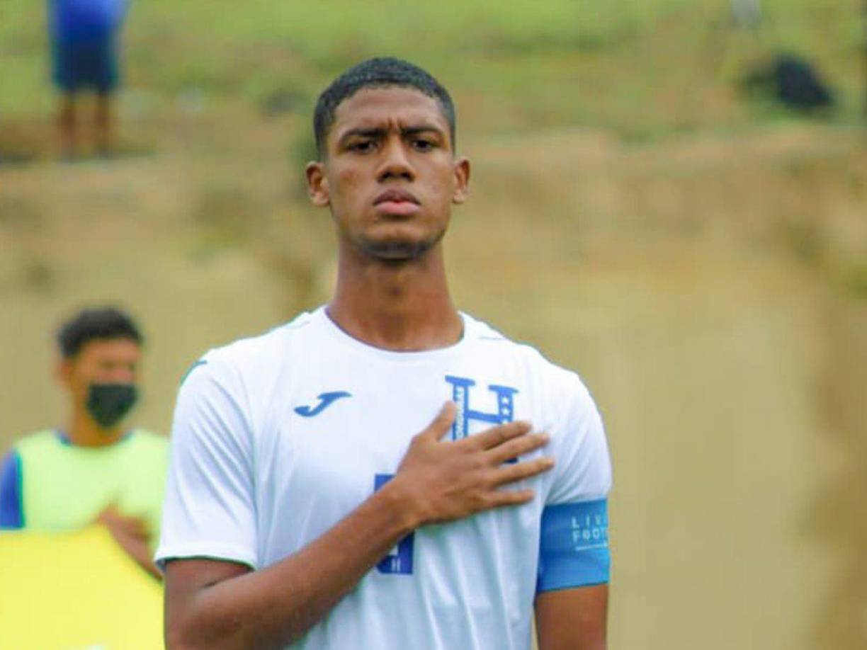 El zaguero central Aarón Zúniga regresa al Real España tras haber militado la temporada pasada a préstamo en el Vida.