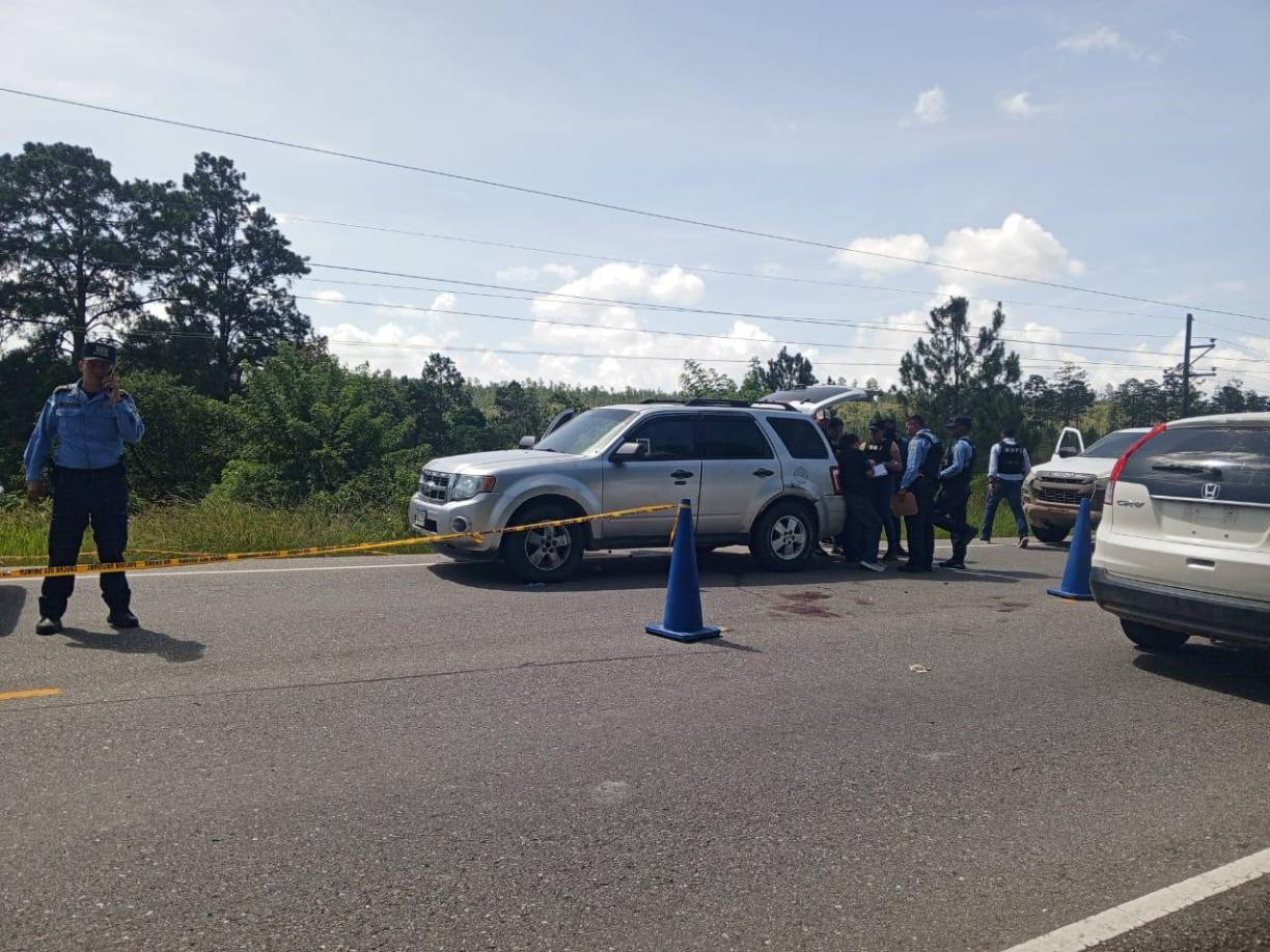 Según trascendió, dos de los occisos y tres sobrevivientes venían desde Trujillo, Colón, y se dirigían hacia San Pedro Sula, donde partirían a Estados Unidos en busca del sueño americano. 