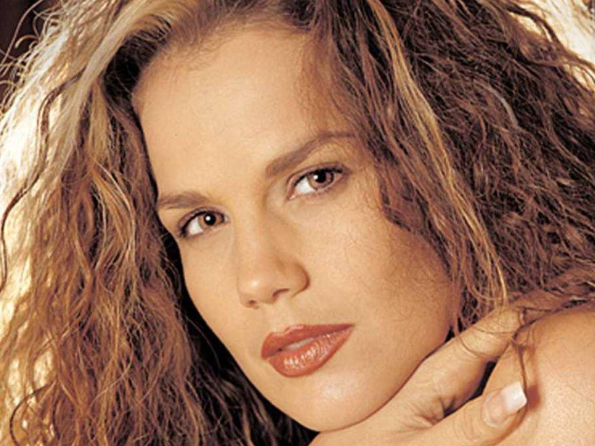 Niurka Marcos, la mujer escándalo, vuelve a estar bajo los reflectores y es que desde que comenzó La Casa de los Famosos no ha dudado en arremeter, criticar y dar sus polémicas opiniones ante lo que ocurre dentro del inmueble donde se lleva a cabo el popular concurso.