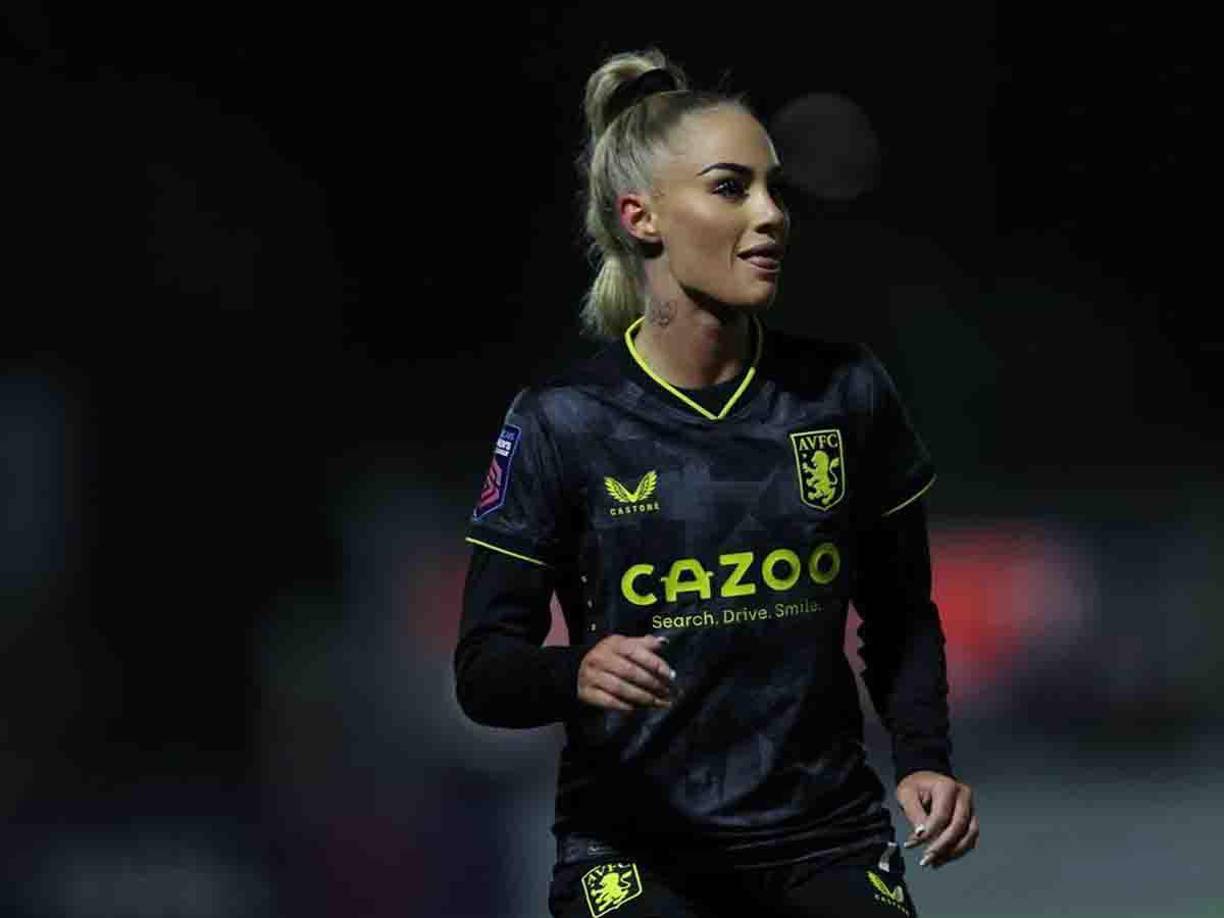 Alisha Lehmannes es una de las mejores jugadoras de suiza, incluso debutó en el seleccionado de ese país en 2017 con apenas 18 años y ha jugado el último Mundial celebrado en Australia y Nueva Zelanda.