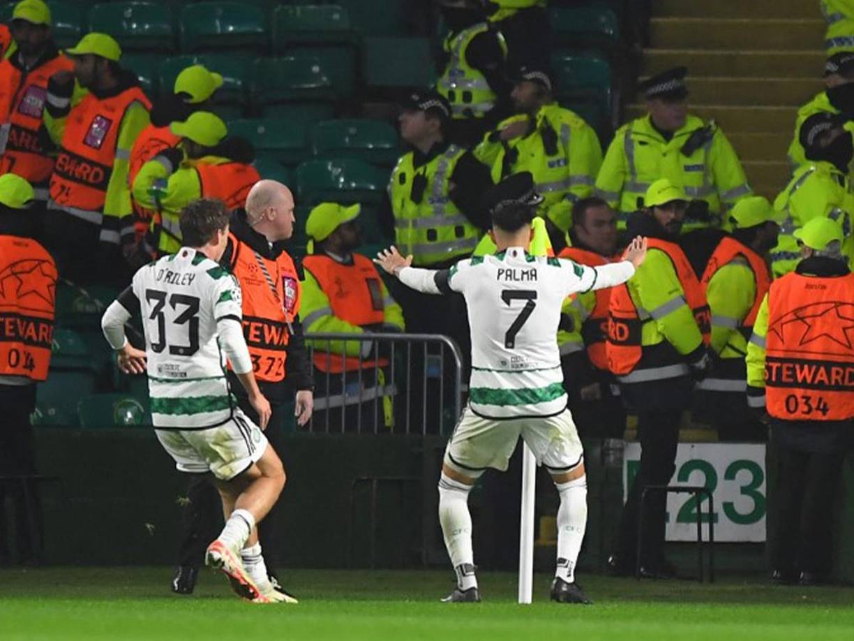 Y para sorpresa de muchos... Luis Palma celebró su gol bailando punta. 