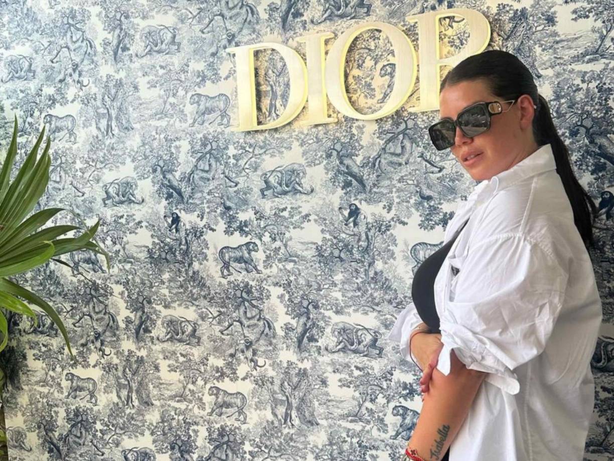 Desde hace semanas que Wanda Nara se convirtió en el centro de atención del mundo del espectáculo. En medio de un gran panorama profesional y sentimental, la conductora de Bake Off Famosos (Telefe) confirmó su relación con L-Gante.