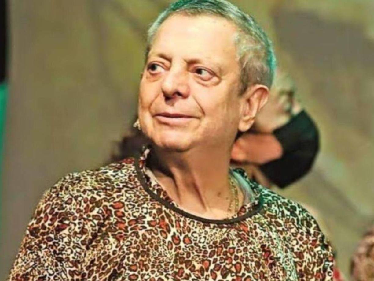 El actor de la famosa serie ‘Vecinos’ del canal Las estrellas confesó que está enfrentando problemas de movilidad. Sin embargo, en su viva voz habló de su estado de salud y de a qué se debe su falta de movilidad.