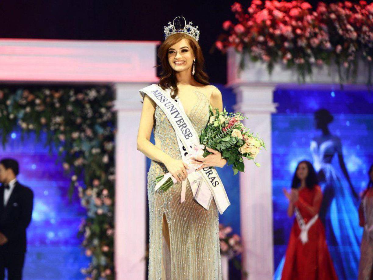 Y aunque la representante catracha tenía todos los atributos hasta para ganar la corona universal, el jurado decidió darle la no clasificación. 