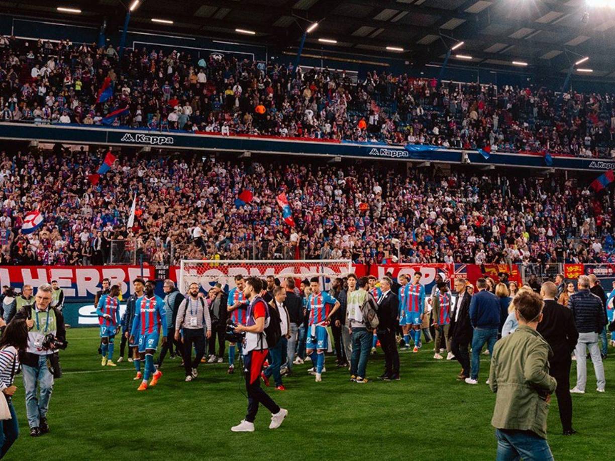 El club fue fundado el 17 de noviembre de 1913 .