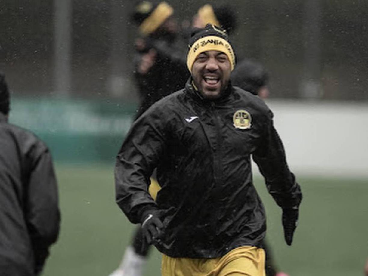 Ahora, el mediocampista dio a conocer cuánto puede ganar un jugador en la liga de ese país europeo. No suena una mala cifra, especialmente por las que se manejan en las categorías inferiores de México.