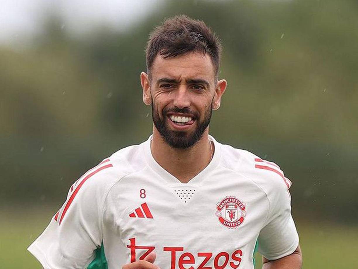 Varios clubes de la liga de Arabia Saudita estarían interesados en Bruno Fernandes. Sin embargo, en Manchester United no pretenden aceptar ninguna oferta por el luso.