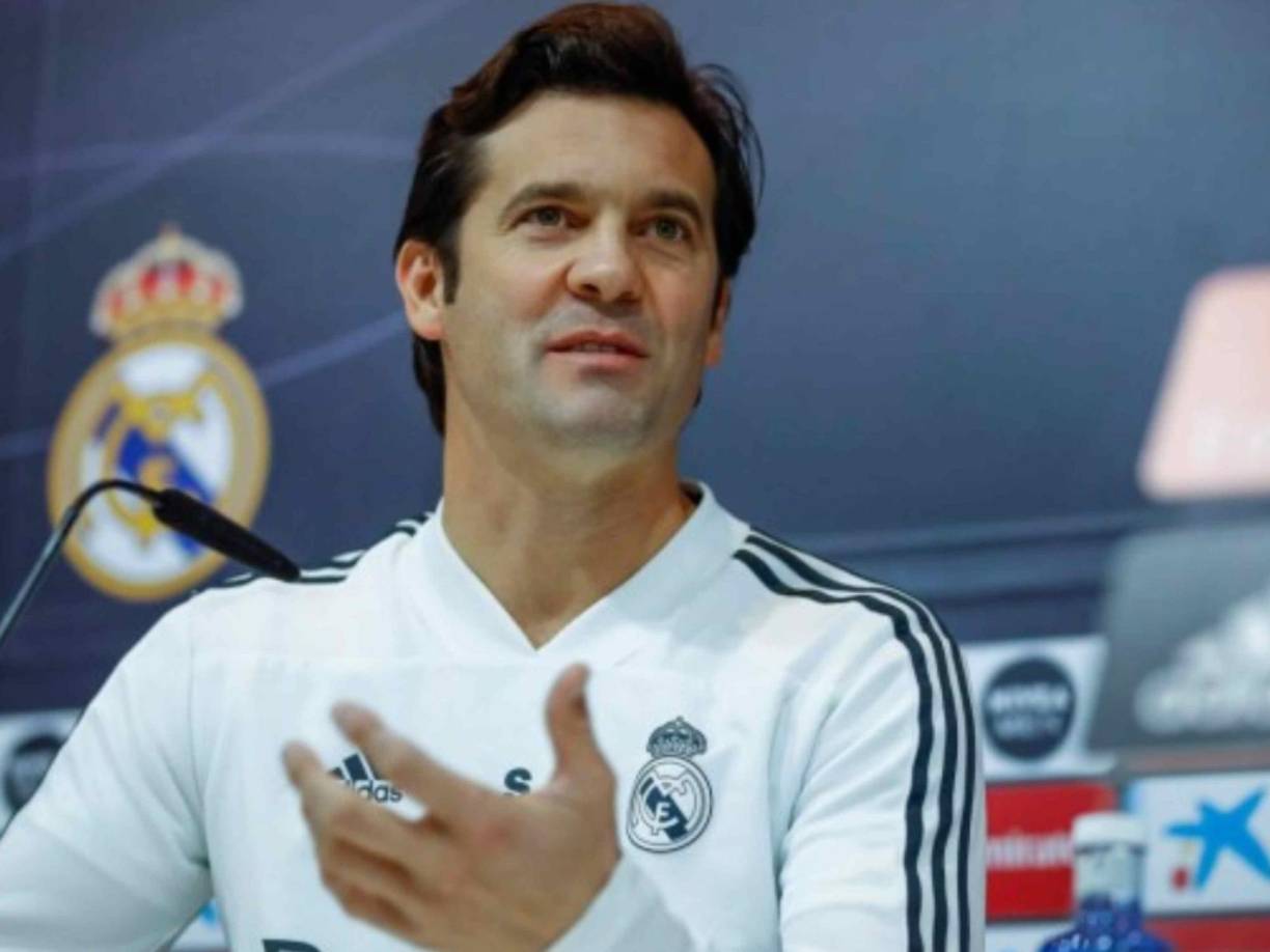 Sorpresivamente Santiago Solari aparece como uno de los candidatos para llegar al banquillo del Real Madrid. El argentino en su momento fue estratega de los blancos.