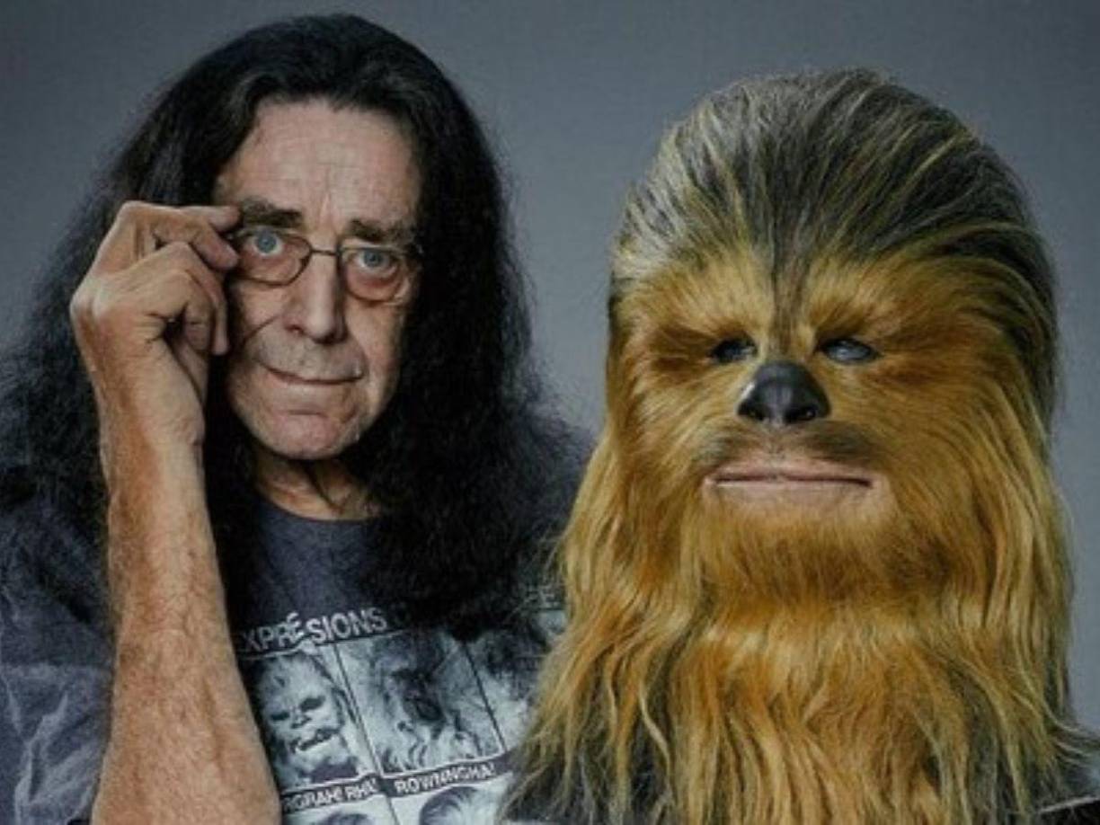 Peter Mayhew: falleció en 2017 a los 74 años; interpretó a Chewbacca en todas las películas de ‘Star Wars’.
