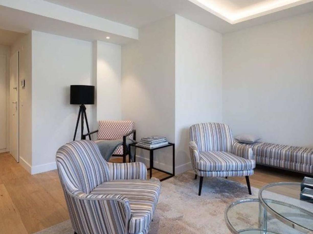 Rubiales ha puesto en venta su ático de lujo en la calle Ferraz de Madrid a un precio de 2.550.000 euros en los portales inmobiliarios Idealista y Yaencontre.