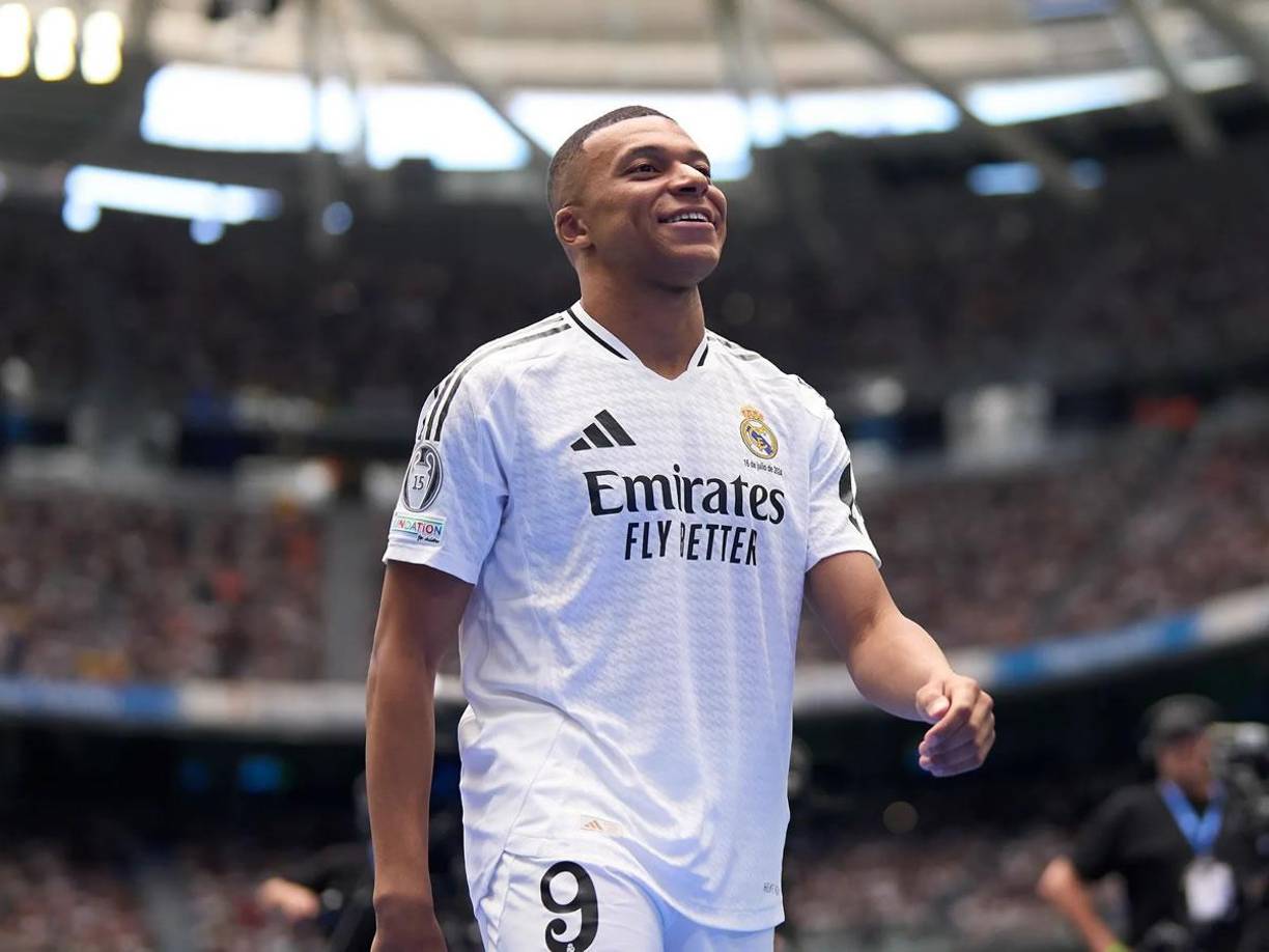 2. Kylian Mbappé - El delantero del Real Madrid está segundo en la lista con un salario semanal de 600.962 euros y al año gana 31.250.000 €.