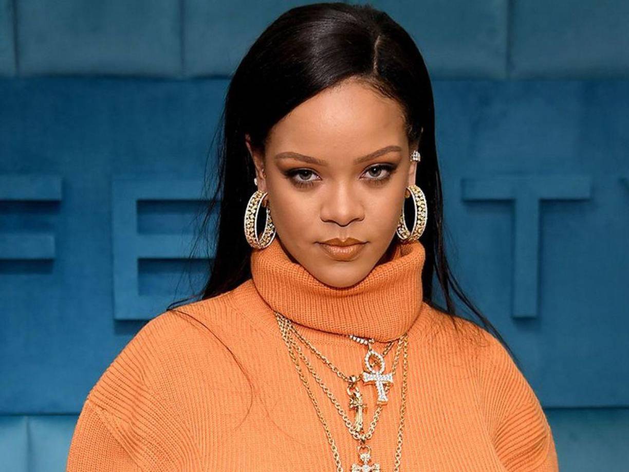 La cantante se convirtió en la multimillonaria más joven de Estados Unidos, la cantante le quitó el título a Kylie Jenner con una fortuna de 1,400 millones de dólares.