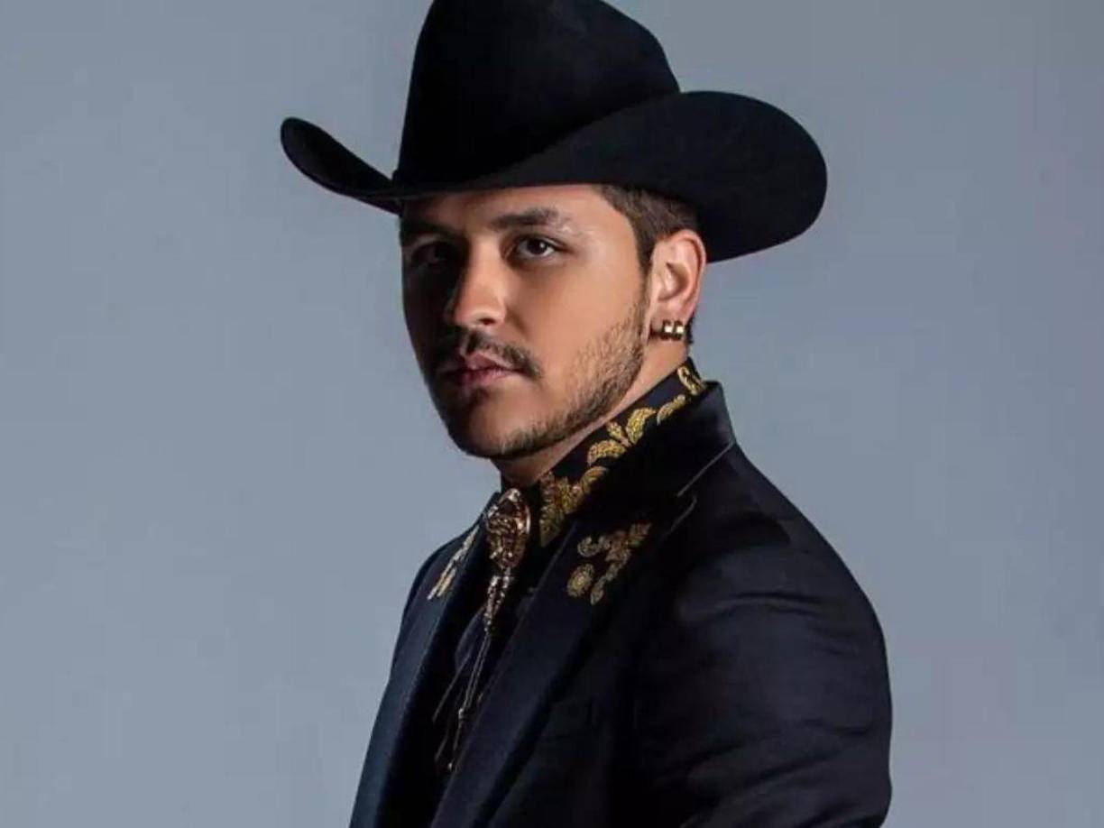 También hay quienes criticaron a Maripily, debido a que le lleva 21 años al intérprete de ‘Adiós amor’.