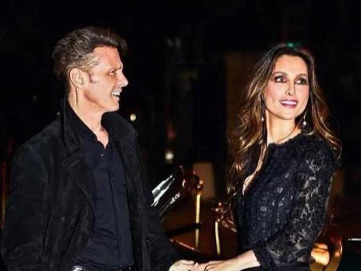 Ante las declaraciones los fans de la farándula recordaron que el intérprete de “La incondicional” ofreció un concierto en Las Vegas el pasado 19 de abril, fecha de su cumpleaños, por lo que creen que la posible boda con Paloma Cuevas se pudo celebrar cerca de esas fechas.