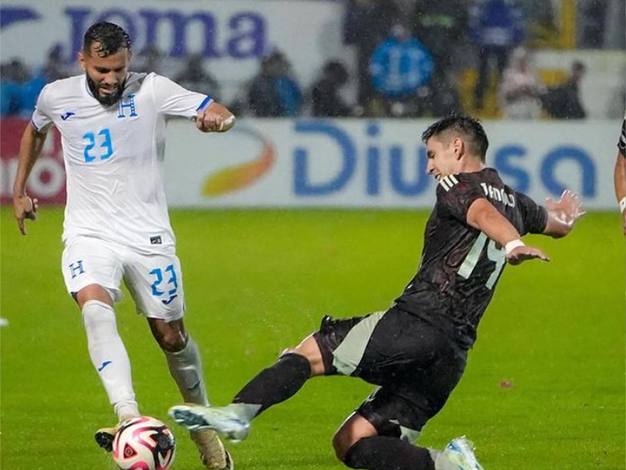 Jorge Álvarez volverá a ser titular en el medio campo de Rueda ante las bajas de Rigoberto Rivas y Bryan Acosta.
