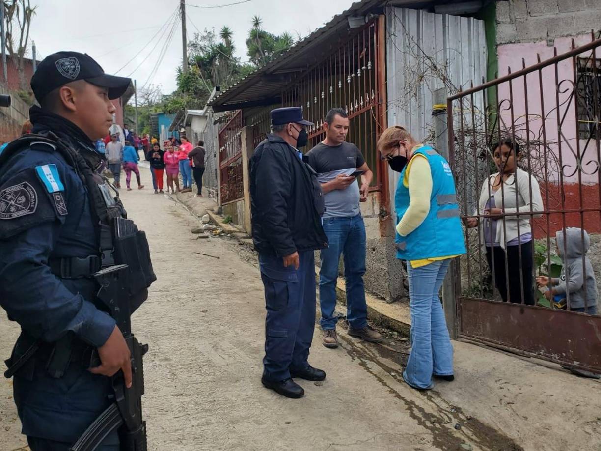 La conmoción e incredulidad se han apoderado de los ciudadanos de La Unión, Copán, donde fue hallado el cuerpecito enterrado de un bebé, quien habría perecido a manos de su madre.