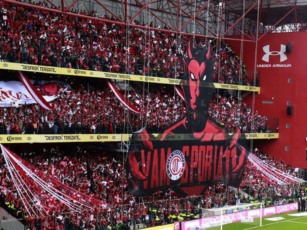 Este recinto mexicano es uno de los favoritos de la afición y cuenta con una capacidad de 30 mil aficionados.