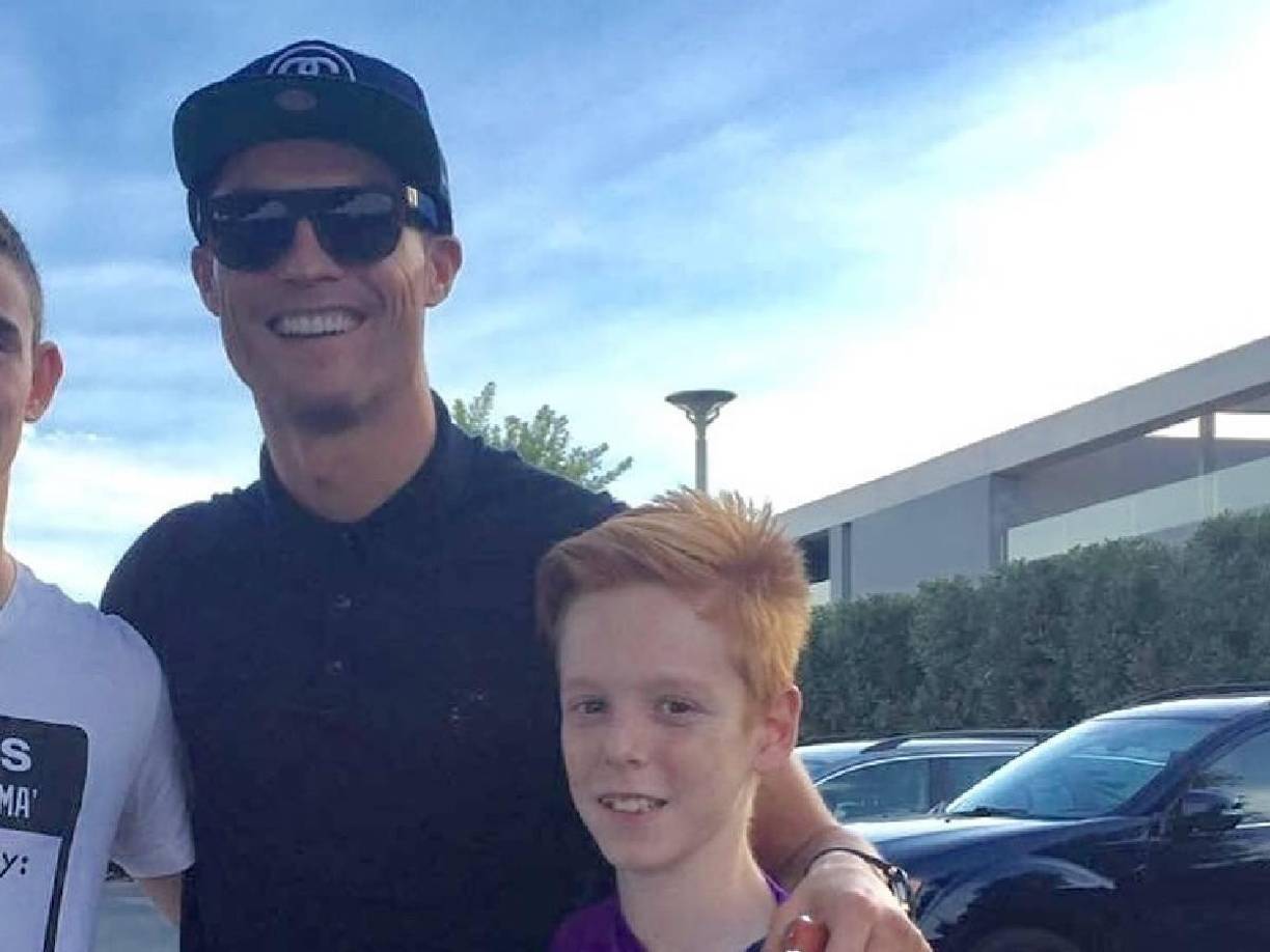 “Ahora tengo por delante una nueva etapa, una nueva vida en la que estoy seguro que aplicaré todas las experiencias que me han marcado hasta hoy. Y lo hago con la misma ilusión y motivación con la que me he puesto la camiseta del Real Madrid todos estos años”.