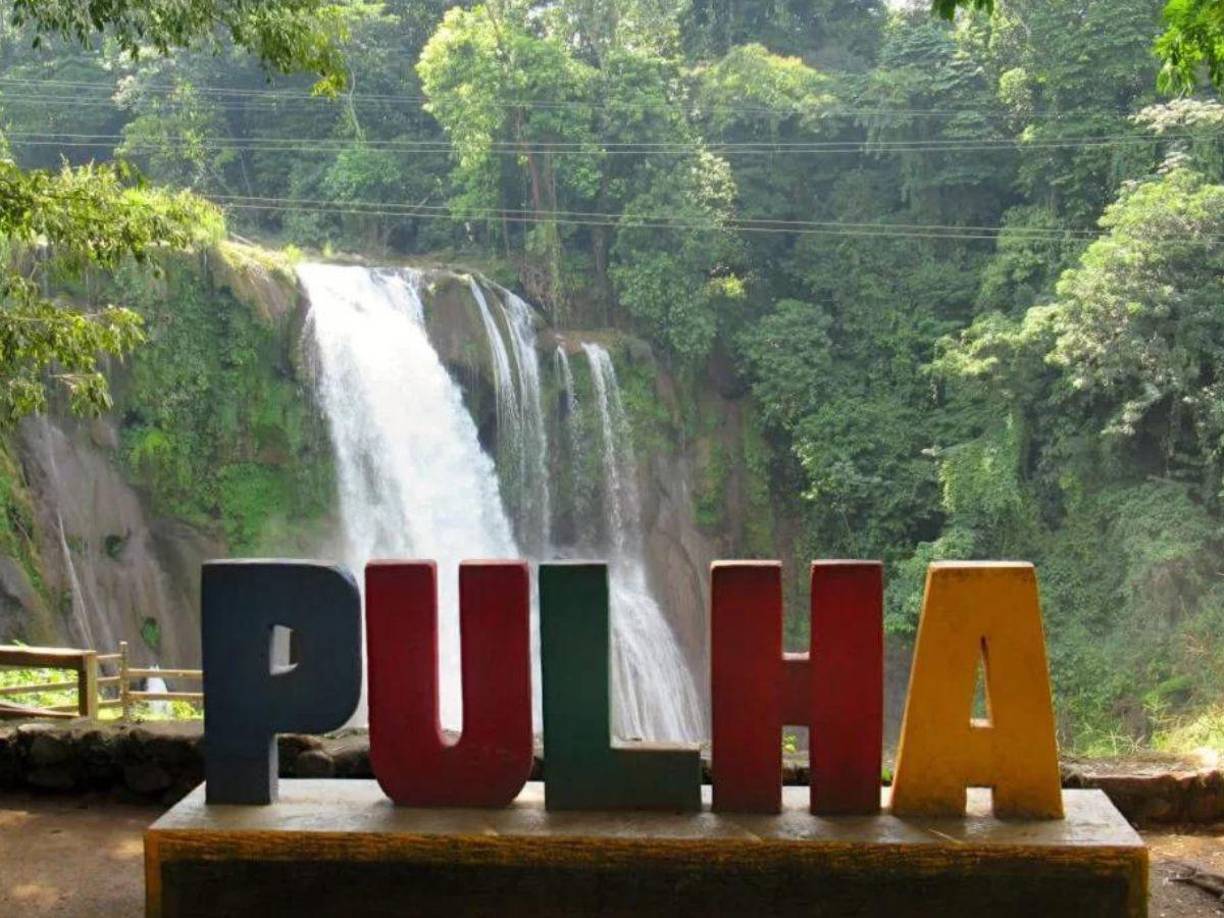 Esta es una imponente caída de agua de 43 metros de altura que se encuentra a solo 17 kilómetros del Lago de Yojoa.