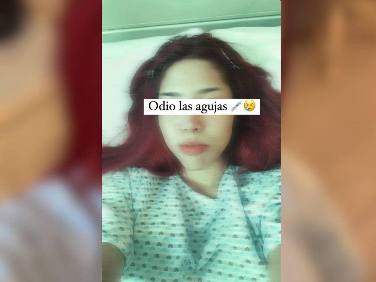 En entrevista para el programa de YouTube “Pinky Promise” con Karla Díaz, Yeri Mua reveló que su primera cirugía estética fue a los 19 años de edad porque no se sentía cómoda con su figura en ese momento. Desde entonces, la influencer, de 22 años de edad, no se detuvo y esperaba el tiempo recomendado por los doctores para realizarse un nuevo procedimiento.