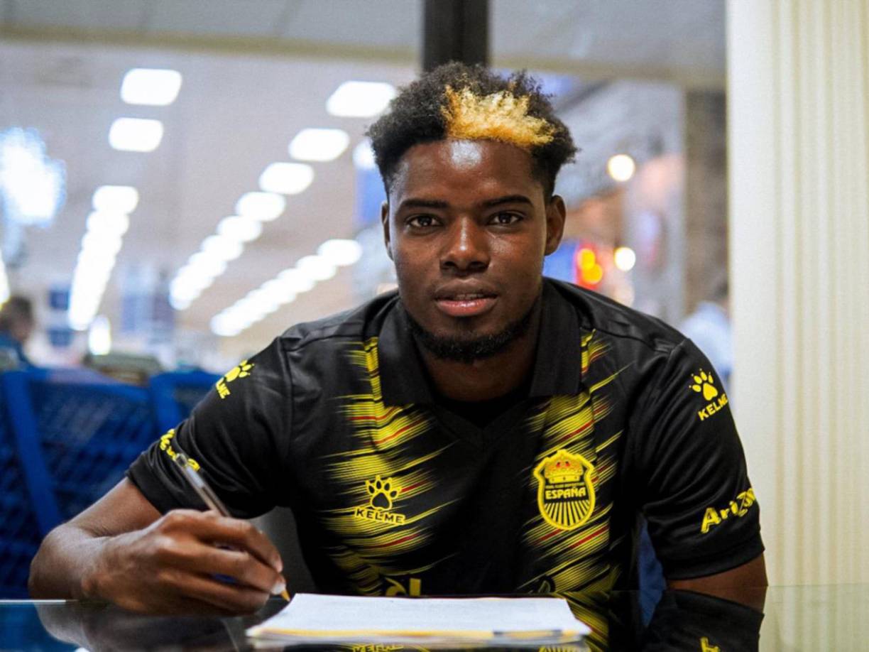 Maylor Núñez fue fichado por dos años por el Real España, llega procedente del Olimpia.