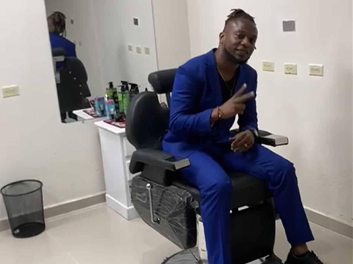 Kevin Álvarez va avanzando en su recuperación: “Voy muy bien. Estoy en observación con el doctor Óscar Benítez y varios preparadores físicos. El equipo de Lobos siempre me está llamando para darle trabajos”. 