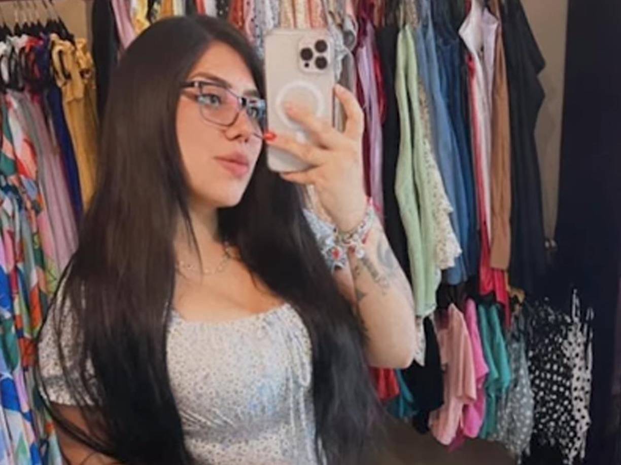 Su fallecimiento ha generado indignación en redes sociales, donde miles piden justicia por su caso.