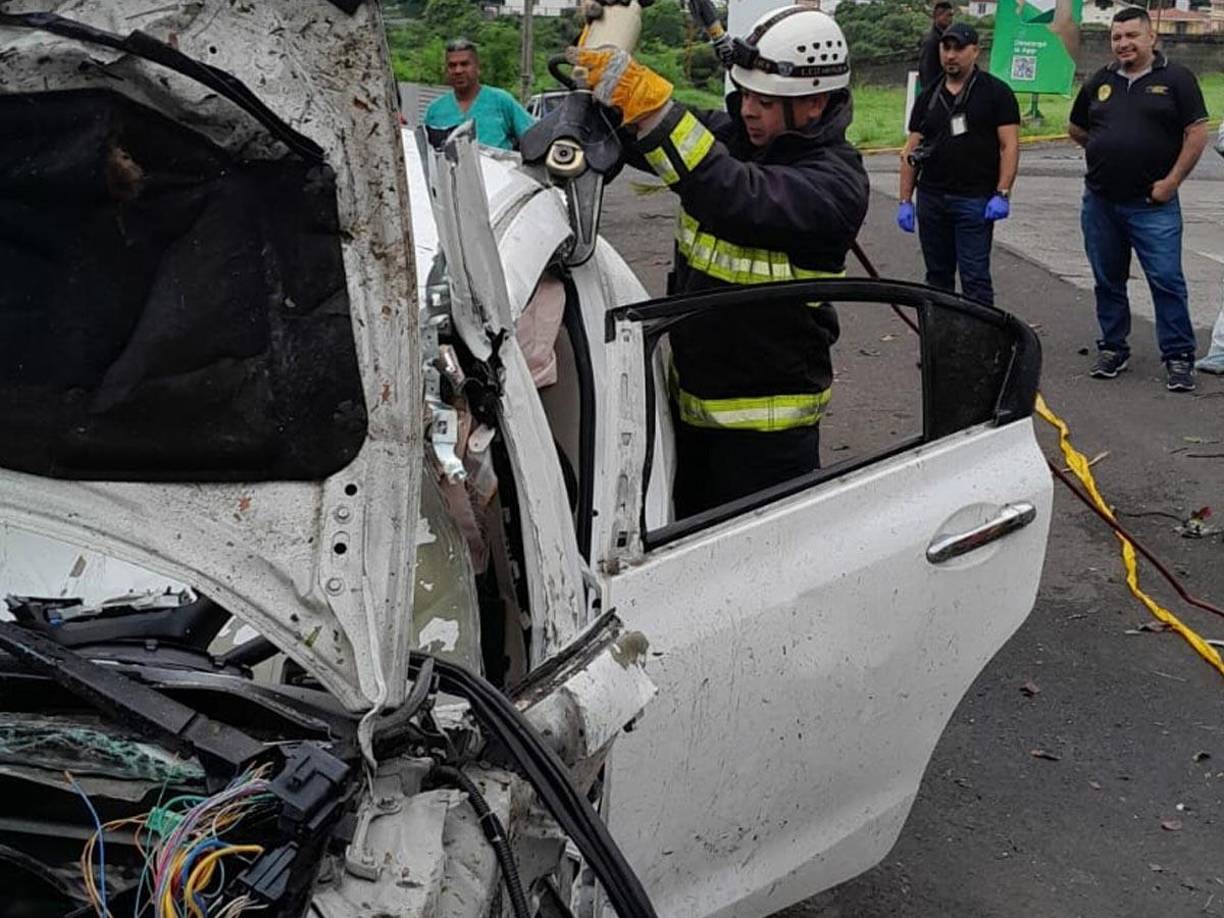 Fue precisamente este cuarto pasajero el que generó la llamada desde su celular al 911 para informarles lo suscitado la madrugada del domingo 7 de julio en el anillo periférico, a inmediaciones de la Universidad Tecnológica de Honduras (UTH).