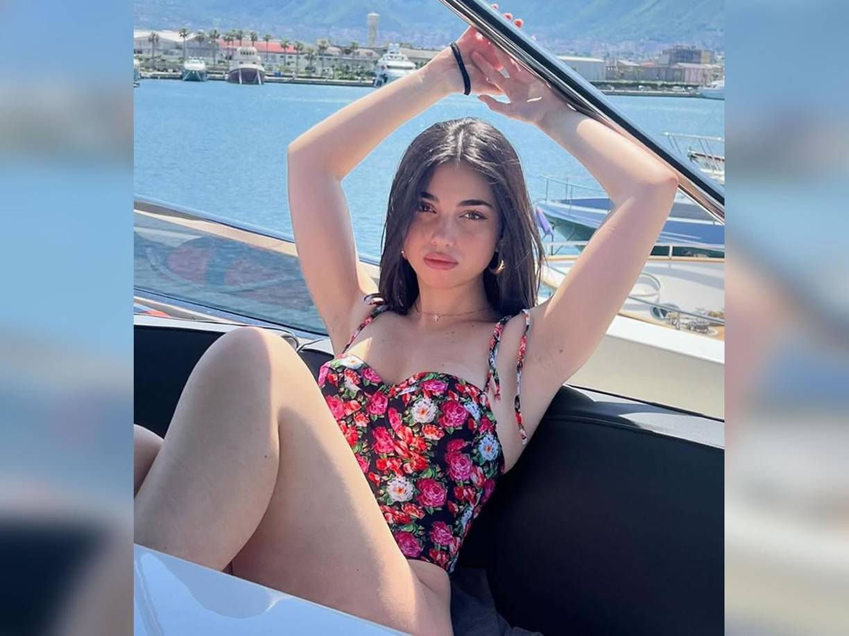 Anna ejerce de “influencer” para sus más de 800,000 seguidores (a fecha de diciembre de 2024) en TikTok.