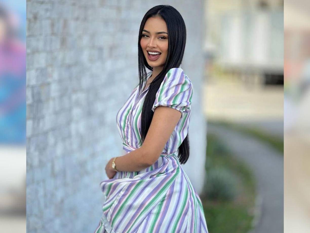 Sus declaraciones surgieron en medio de una conversación con su compañera de trabajo Kenia Mondragón quien hablaba de sus deseos de operarse. 