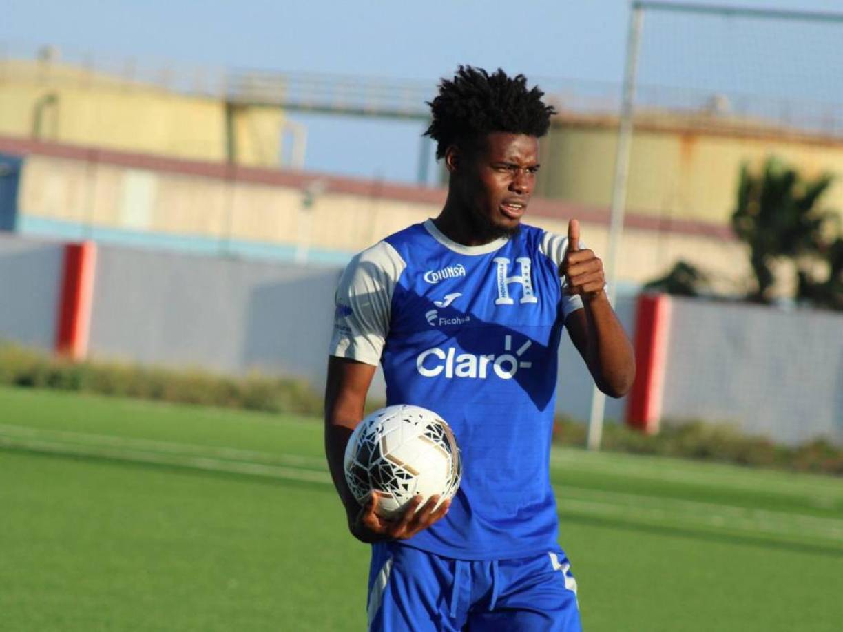 Defensa: Maylor Núñez sería el titular por la banda derecha ante Guatemala en el DRV PNK de Miami, Fort Laudardale, Estados Unidos.