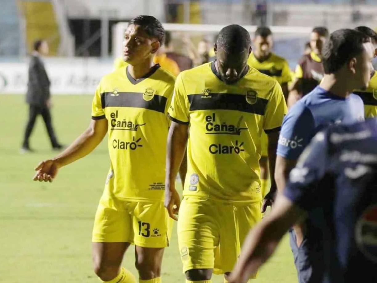 “Las indicaciones fueron venga, observe el campeonato, estos seis meses y a partir de ahí vienen los refuerzos. Yo les dije, el club tiene prestigio y también yo, vengo a ganar y esperar seis meses para ver qué pasa. No importa, vamos a tratar de que este equipo sea competitivo, luchar por el campeonato hasta el último minuto”, agregaba.